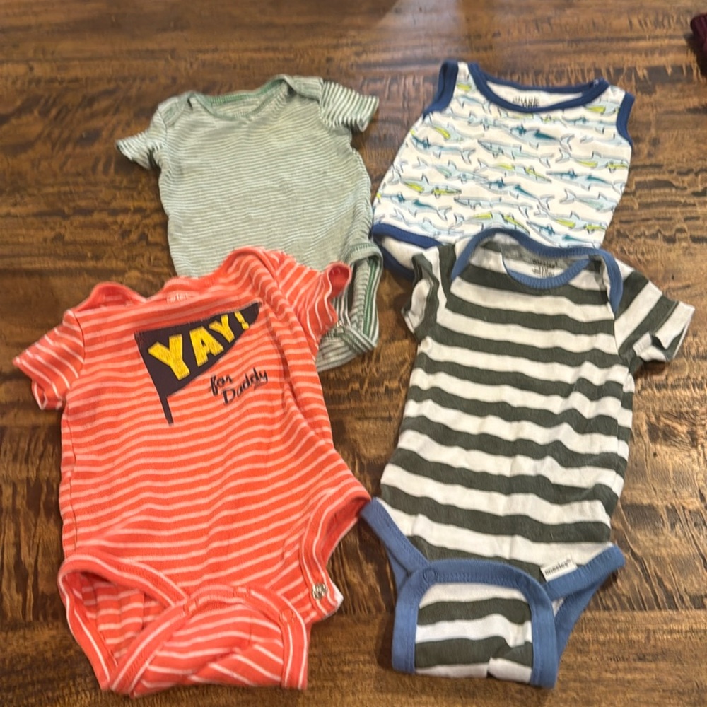 A Lot of 4 Short Sleeve onesies, Mixed Brands 3 months